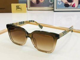 Picture of Burberry Sunglasses _SKUfw52406346fw